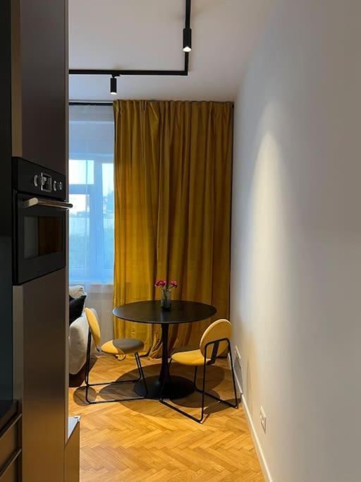Central Getaway Studio Bratislava Exteriör bild