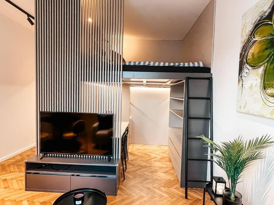 Central Getaway Studio Bratislava Exteriör bild
